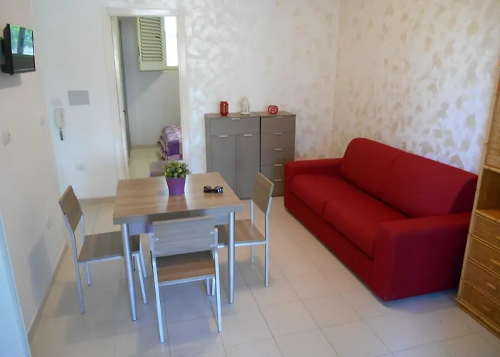 Feriehus Bilocale Con Veranda Giardino Al Mare In Baia *